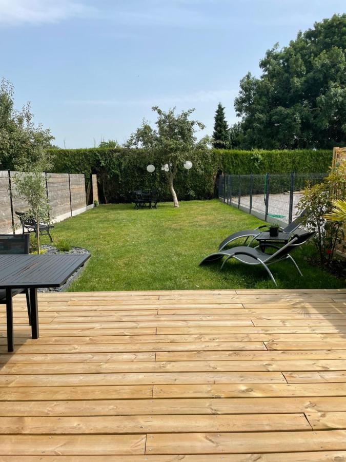 Le Clos des Glycines Saint-Martin-Lez-Tatinghem Exterior foto